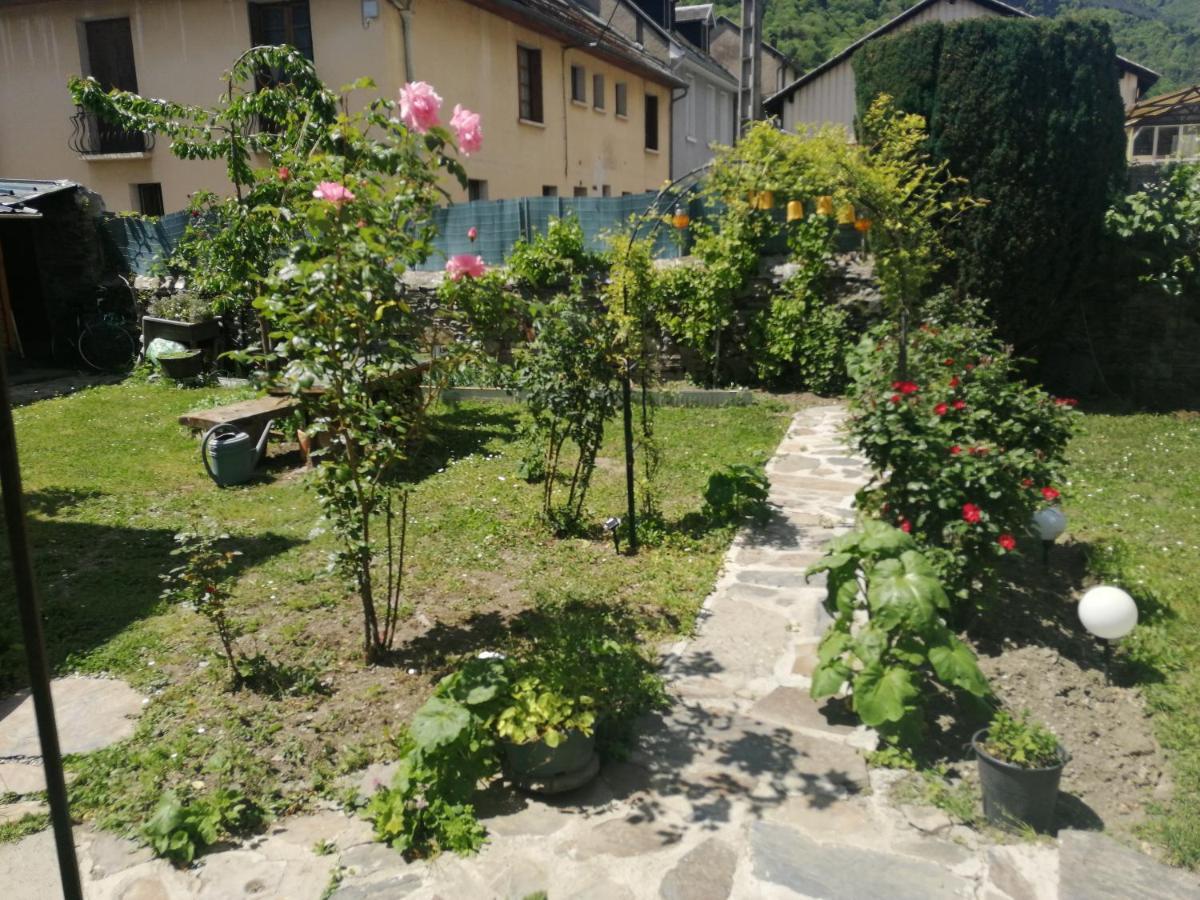 Les Rosiers Villa Bagnères-de-Luchon Dış mekan fotoğraf