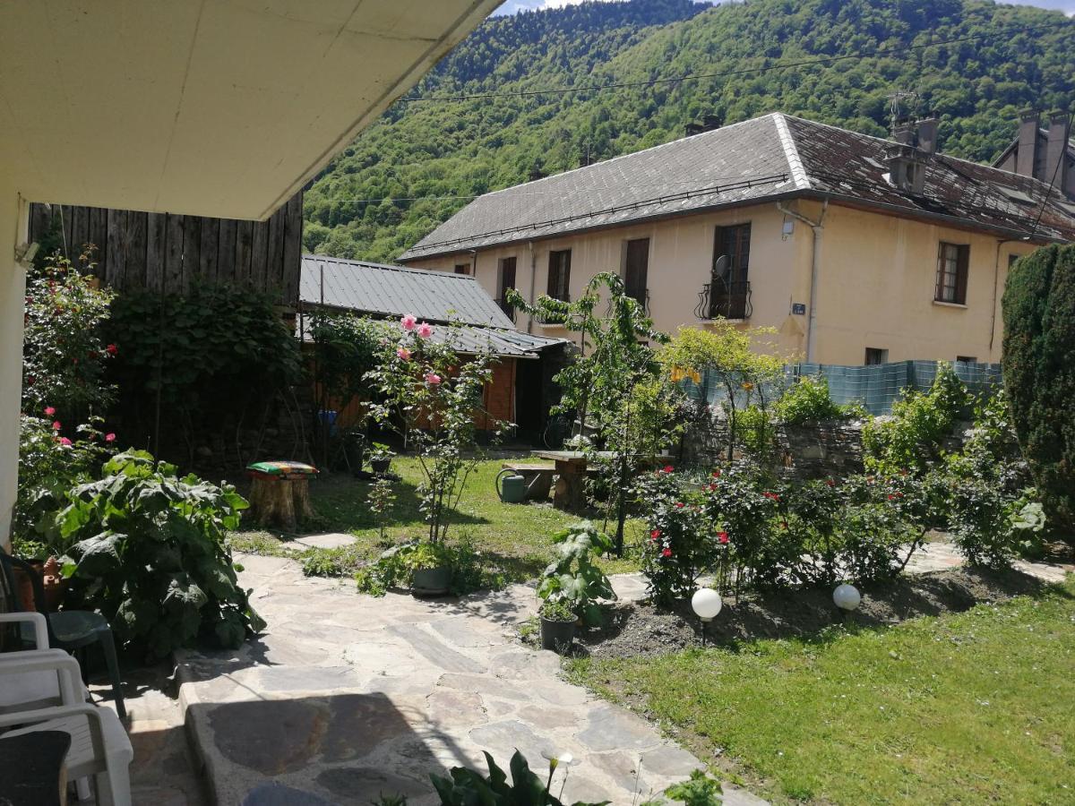 Les Rosiers Villa Bagnères-de-Luchon Dış mekan fotoğraf