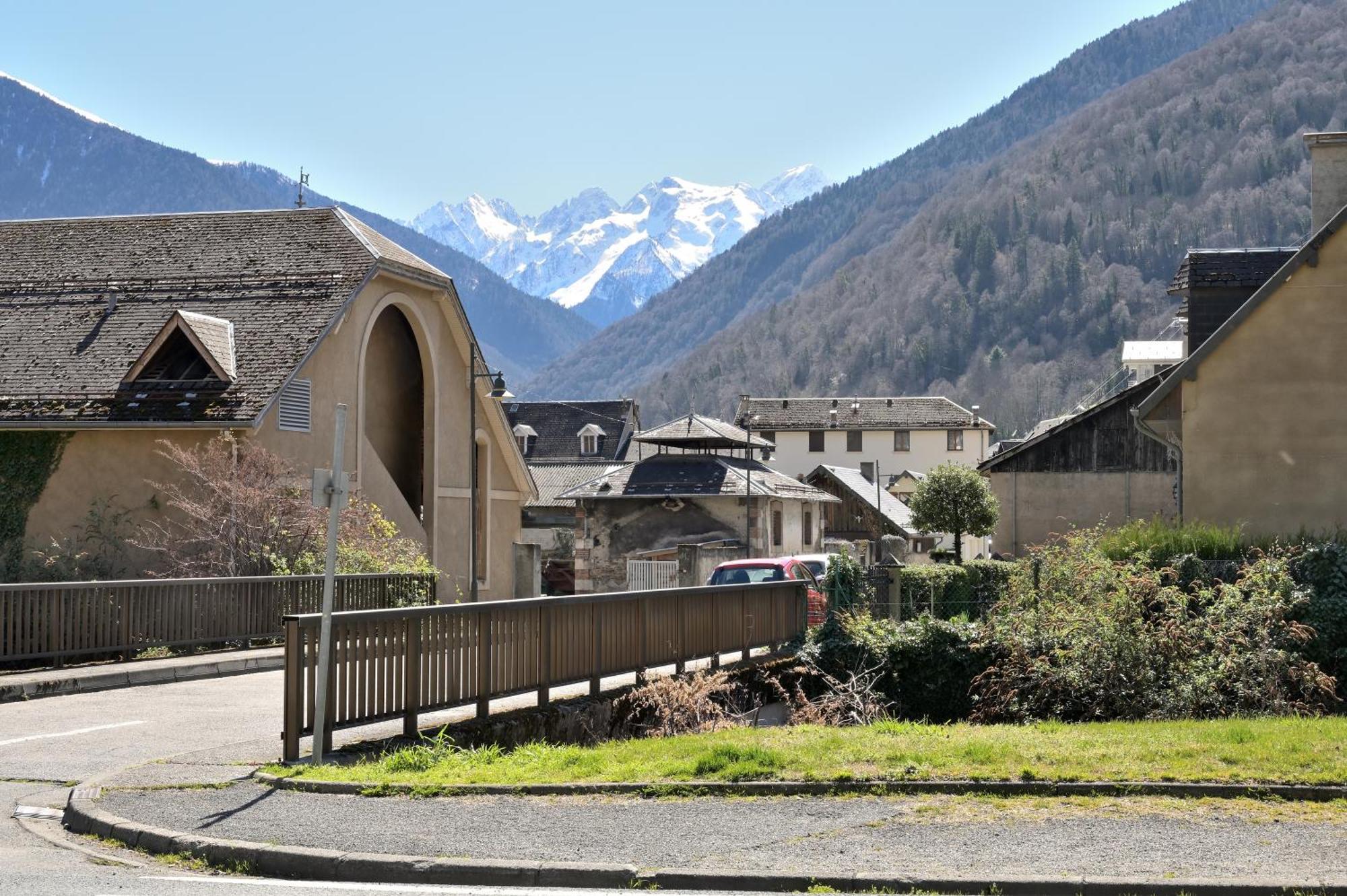 Les Rosiers Villa Bagnères-de-Luchon Dış mekan fotoğraf